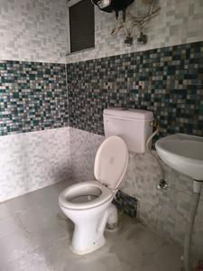 Common Bathroom Image of 640 Sq.ft 2 BHK Apartment / Flat for sale in Signature Global Andour Heights, Sector 71 Gurgaon for Rs. 8800000
