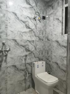 Common Bathroom Image of 1550 Sq.ft 3 BHK Apartment / Flat for sale in Venice Aspire, Noida Extension Greater Noida for Rs. 6305000