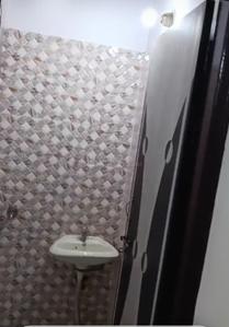 Bathroom Image of 540 Sq.ft 2 BHK Independent House for sale in Shahdara New Delhi for Rs. 3500000