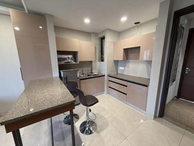 Kitchen Image of 1150 Sq.ft 2 BHK Apartment / Flat for sale in DLF Regency Park 1, DLF Phase 4 Gurgaon for Rs. 23500000
