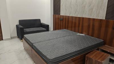 Bedroom Image of 500 Sq.ft 1 RK Builder Floor for rent in Sector 39 Gurgaon for Rs. 25000