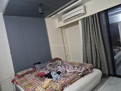 Bedroom Image of 1400 Sq.ft 4 BHK Apartment / Flat for sale in Sundaram Highview, Waghodia Road Vadodara for Rs. 800000