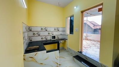 Kitchen Image of 1000 Sq.ft 1 BHK Independent House for rent in Saheed Nagar Bhubaneswar for Rs. 12000