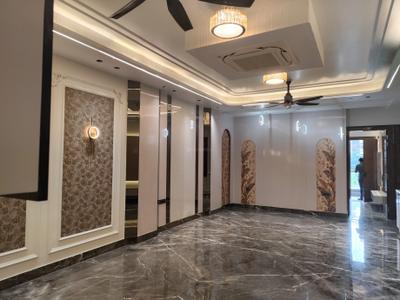 Living Room Image of 2300 Sq.ft 4 BHK Builder Floor for sale in Kaushambi Ghaziabad for Rs. 34500000