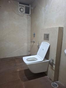 Bathroom Image of 2000 Sq.ft 3 BHK Apartment / Flat for rent in Jubilee Hills Hyderabad for Rs. 60000