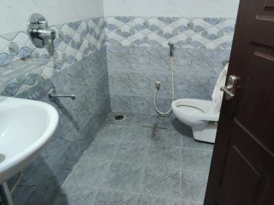 Image of 1130 Sq.ft 2 BHK Apartment / Flat for rent in Neeladri Paradise, Mahadevapura, Bengaluru for Rs. 42999