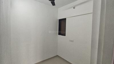 Bedroom Image of 850 Sq.ft 2.5 BHK Apartment / Flat for rent in Borivali East Mumbai for Rs. 55000