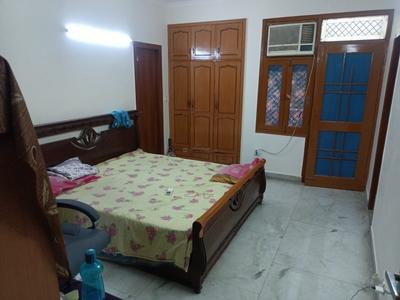 Bedroom Image of 3000 Sq.ft 5 BHK Apartment / Flat for sale in Sampada Sagar Presidency, Sector 50 Noida for Rs. 35000000
