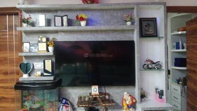 Bedroom Image of 1700 Sq.ft 5 BHK Builder Floor for sale in Madhu Vihar New Delhi for Rs. 16000000