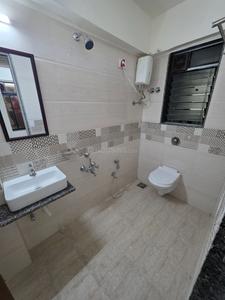 Bathroom Image of 650 Sq.ft 2 BHK Apartment / Flat for sale in Lower Parel Mumbai for Rs. 21000000