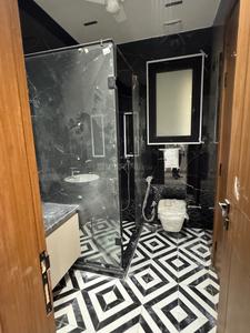 Bathroom Image of 6500 Sq.ft 6 BHK Independent House for sale in New Friends Colony New Delhi for Rs. 187500000