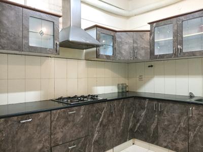 Kitchen Image of 930 Sq.ft 2 BHK Apartment / Flat for rent in SMR Vinay Estates, Horamavu Bengaluru for Rs. 30000