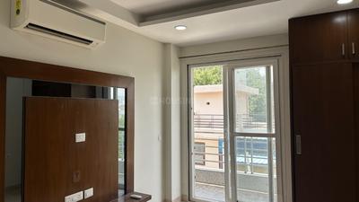 Bedroom Image of 1800 Sq.ft 2 BHK Builder Floor for rent in Palam Vihar Gurgaon for Rs. 44000