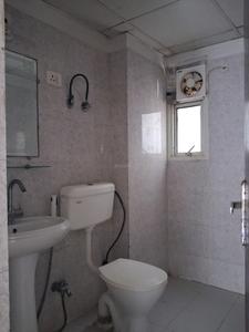 Common Bathroom Image of 915 Sq.ft 2 BHK Apartment / Flat for sale in Panchsheel Greens 2, Noida Extension Greater Noida for Rs. 7900000