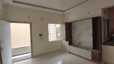 Living Room Image of 610 Sq.ft 1 BHK Builder Floor for rent in Singasandra Bengaluru for Rs. 25000