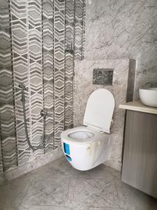 Common Bathroom Image of 2475 Sq.ft 4 BHK Apartment / Flat for sale in Bestech Park View Sanskruti, Sector 92 Gurgaon for Rs. 29000000