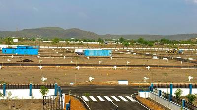 Image of 1350 Sq.ft Residential Plot / Land for sale in Golden Oaks, Chinna Tekur, Kurnool for Rs. 990000
