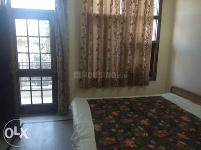 Bedroom Image of Tolet for girls in Sector 11, Panchkula