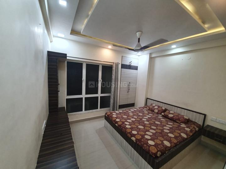 Ekta Floral Main Image 1