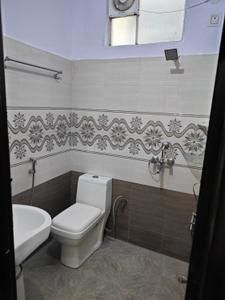 Bathroom Image of 950 Sq.ft 3 BHK Apartment / Flat for sale in Manyawas Jaipur for Rs. 5500000