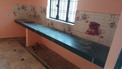Kitchen Image of 1800 Sq.ft 2 BHK Apartment / Flat for rent in Khurram Nagar Lucknow for Rs. 8500