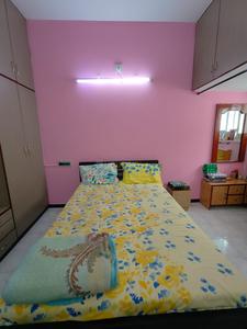 Bedroom Image of 1800 Sq.ft 4 BHK Independent House for sale in Shyamal Ahmedabad for Rs. 22000000