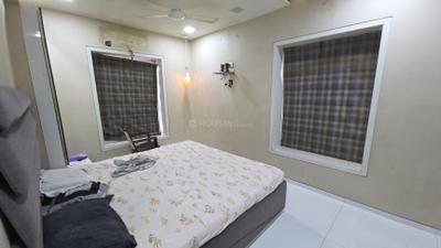Bedroom Image of 750 Sq.ft 1.5 BHK Apartment / Flat for rent in Bhagnari CHS, Sion Mumbai for Rs. 55000