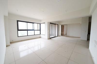 Bedroom Image of 2880 Sq.ft 4 BHK Apartment / Flat for sale in HR Eliseo, Shela Ahmedabad for Rs. 16600000