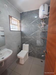 Bathroom Image of 1450 Sq.ft 3 BHK Apartment / Flat for rent in R.K. Hegde Nagar Bengaluru for Rs. 40000