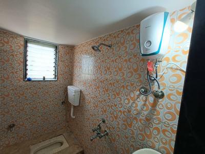 Bathroom Image of 400 Sq.ft 1 RK Apartment / Flat for rent in Bhangarwadi Lonavala for Rs. 6500