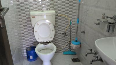 Image of 1710 Sq.ft 3 BHK Apartment / Flat for sale in Vastrapur, Ahmedabad for Rs. 13000000