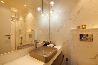 Bathroom Image of 1985 Sq.ft 3 BHK Apartment / Flat for sale in Lokhandwala Complex, Andheri West Mumbai for Rs. 55000000