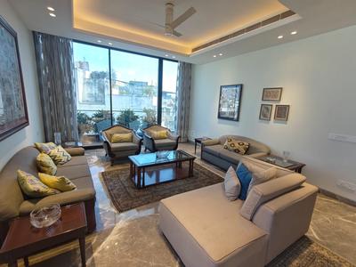 Living Room Image of 4500 Sq.ft 4 BHK Builder Floor for sale in South Extension II New Delhi for Rs. 122500000