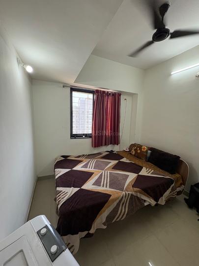 Swarajya complex Goregaon west lin Bedroom 1