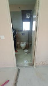 Bathroom Image of 1250 Sq.ft 2 BHK Apartment / Flat for rent in Eldeco Saubhagyam Phase 2, Vrindavan Yojana Lucknow for Rs. 19000