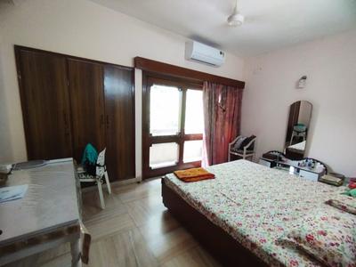 Bedroom Image of 1200 Sq.ft 1 RK Builder Floor for rent in Hauz Khas New Delhi for Rs. 45000
