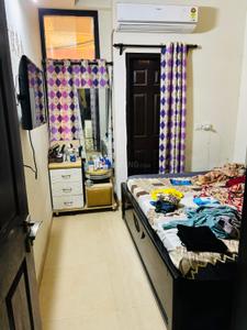 Bedroom Image of 1045 Sq.ft 2 BHK Apartment / Flat for rent in Sector 45 Noida for Rs. 35000