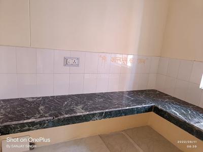 Kitchen Image of 800 Sq.ft 2 BHK Apartment / Flat for sale in Vrindavan Yojana Lucknow for Rs. 4200000