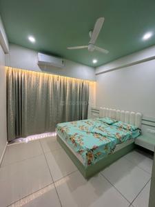 Bedroom Image of 2880 Sq.ft 4 BHK Apartment / Flat for rent in Darshanam Club Life Phase Il, Undera Vadodara for Rs. 80000