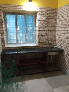 Kitchen Image of 550 Sq.ft 2 BHK Independent House for rent in Kankurgachi Apartment, Kankurgachi Kolkata for Rs. 15000