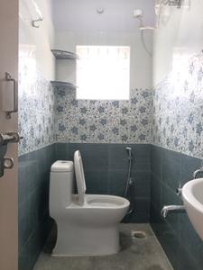Common Bathroom Image of 585 Sq.ft 1 BHK Apartment / Flat for rent in Mahadevapura Bengaluru for Rs. 23000