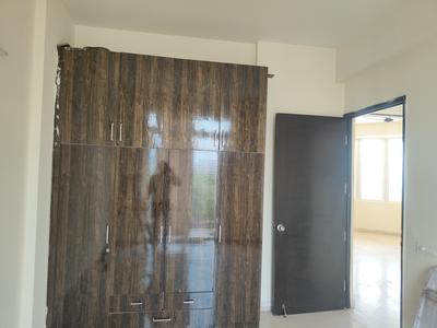 Bedroom Image of 3399 Sq.ft 4 BHK Apartment / Flat for sale in Indiabulls Enigma, Sector 110 Gurgaon for Rs. 46500000