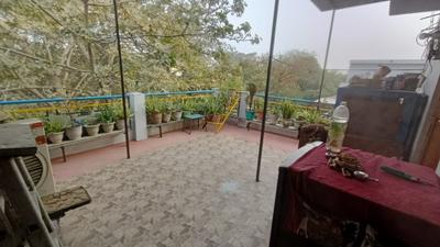 Balcony Image of 1150 Sq.ft 3 BHK Apartment / Flat for rent in  RWA Pocket B Dilshad Garden, Dilshad Garden New Delhi for Rs. 9000