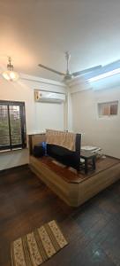 Bedroom Image of 800 Sq.ft 2 BHK Apartment / Flat for rent in Bandra West Mumbai for Rs. 140000