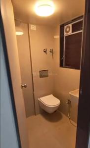 Bathroom Image of 650 Sq.ft 2 BHK Apartment / Flat for sale in Chinchpokli Mumbai for Rs. 24300000
