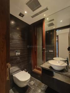 Bathroom Image of 5000 Sq.ft 4 BHK Builder Floor for rent in Hauz Khas New Delhi for Rs. 450000