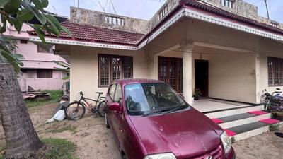 Image of 1100 Sq.ft 3 BHK Independent House for sale in Eroor, Kochi for Rs. 6500000