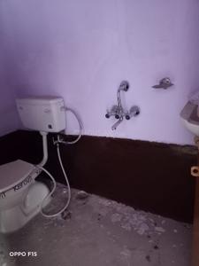 Bathroom Image of 260 Sq.ft 1 RK Apartment / Flat for sale in Lamhi Varanasi for Rs. 1200000