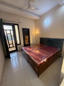 Bedroom Image of 1000 Sq.ft 2 BHK Builder Floor for rent in Bajwa Sunny Heights, Kharar Mohali for Rs. 20000