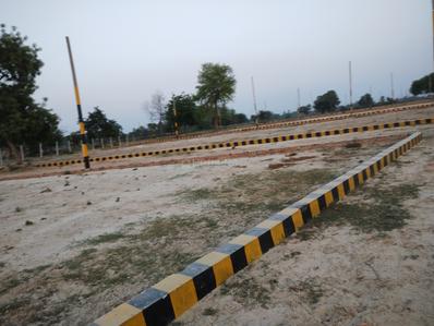 Image of 3600 Sq.ft Residential Plot / Land for sale in Gosainganj, Lucknow for Rs. 2160000